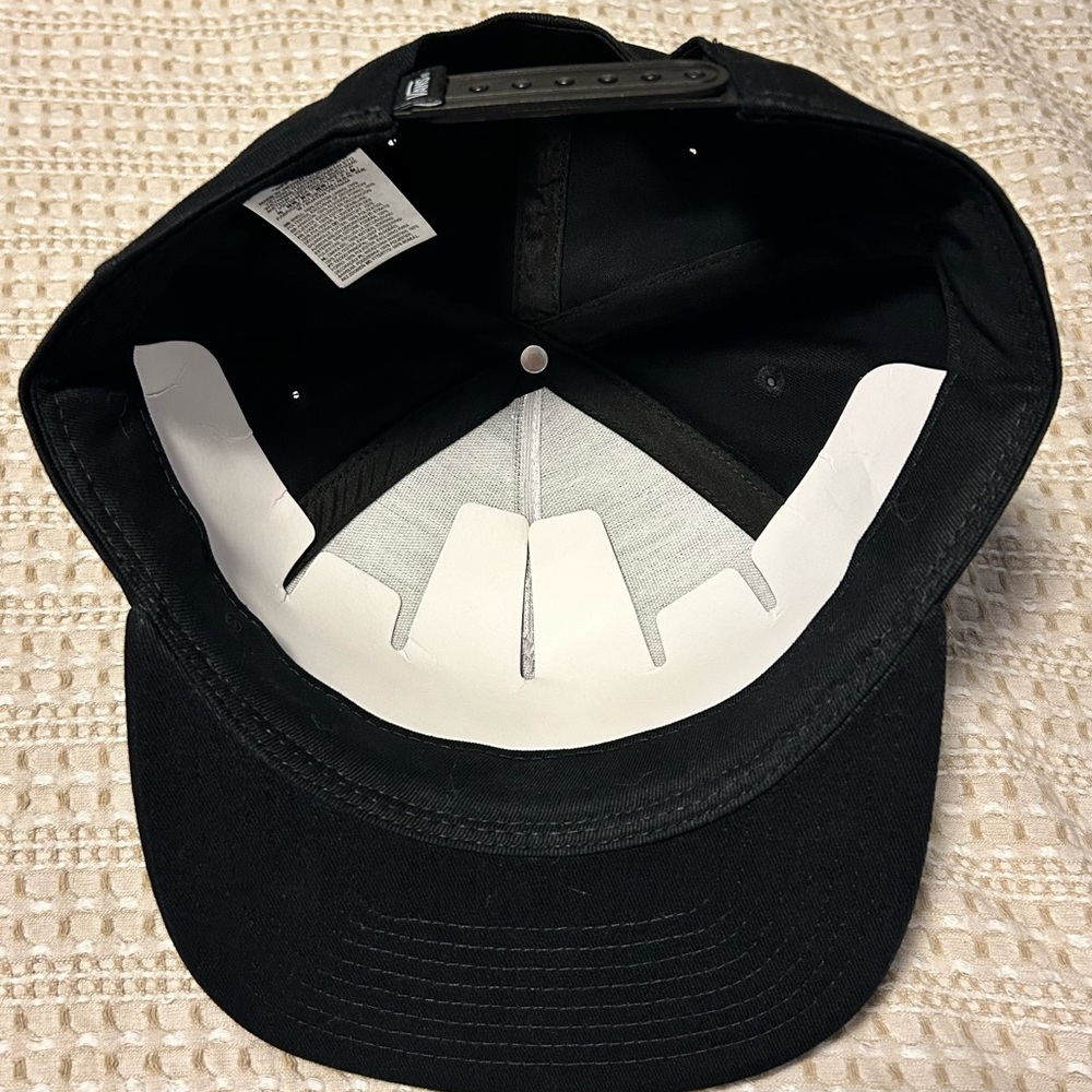 Vans Hat-NWOT - Picture 3 of 7